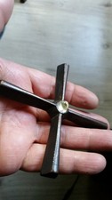 älteres Bronze Wandkreuz mit