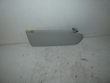 Sonnenblende VW T5 Caravelle BJ 2009 rechts 7H1857552C Riss im Leder!