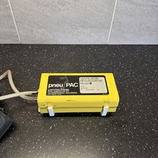 pneupac volumetrisches Transportbeatmungsgerät Reanimator Modell 2 Kind Erwachsene 