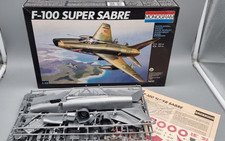 Bausatz Flugzeug 1:48 Monogram 74010 F-100 Super Sabre OVP
