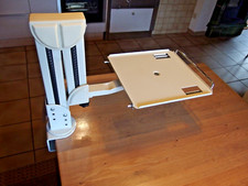 Hebebühne für Büro, Labor und Werkstatt.