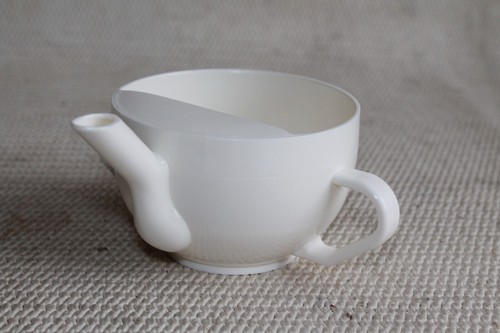 Alte trinkhilfe schnabeltasse - trinkhilfe,