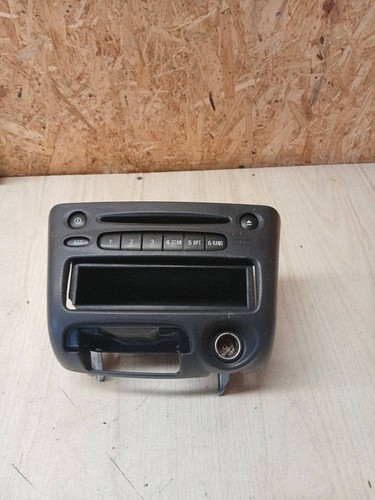 Toyota yaris 2003 - toyota, radio