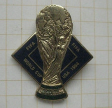 FUSSBALL WM 1994 USA / FIFA WORLD CUP POKAL ................ FUSSBALL-Pin (193e)