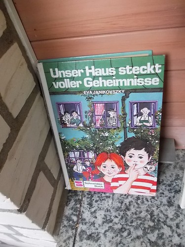 Unser haus steckt voller - unser,