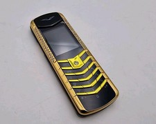 Vertu V8 Pro Gold Phone 