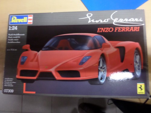 Revell 07309 ferrari enzo - revell,