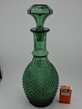 Vintage grüne Likörflasche