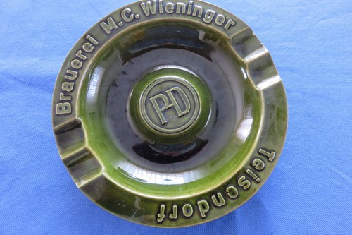 Alter stammtisch aschenbecher - stammtisch,