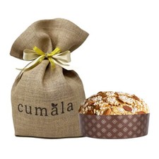 Mandorlato-Panettone mit Rosinen und kandierten Orangenschalen aus Sizilien