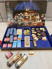 MB Spiele HOTEL Schwarze