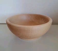 Schöne gedrechselte Schale