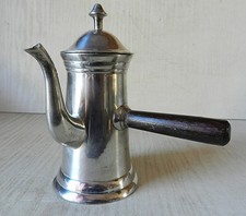 Alte Schokoladengießer aus versilbertem Metall Holzgriff * Anfang 20. Jh.