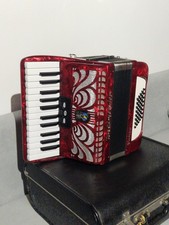 Weltmeister Caprice Akkordeon mit Koffer