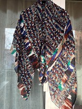 BOSS Hugo Boss Luxus Damen Tuch Schal 140/140