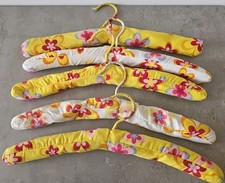 5 gepolsterte Kleiderbügel Bügel Pril-Blumen gelb weiss Retro  70er Hippie Stil