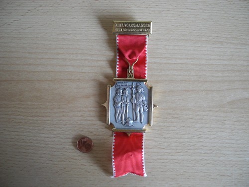 Anstecker medaille orden - anstecker, 9