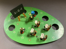 Ostern Eierhalter Holz Junikäfer Schule Erzgebirge ?