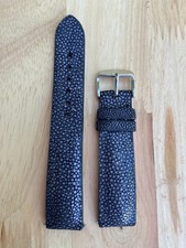 Schwarzes Rochenleder