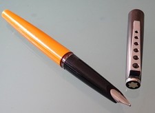 MONTBLANC CARRERA, schöner 70er PATRONEN-FÜLLER in ORANGE, schreibt TOP,  EDEL