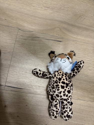 Leopard ferrero kinder - leopard,