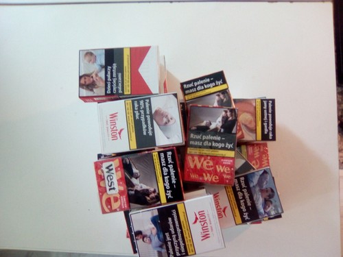 100 leere zigarettenschachteln - leere,