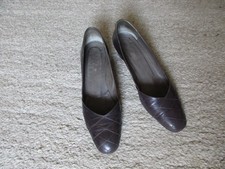 ital. Damenschuhe /Pumps, Gr. 41,  Leder, zart lilaf.