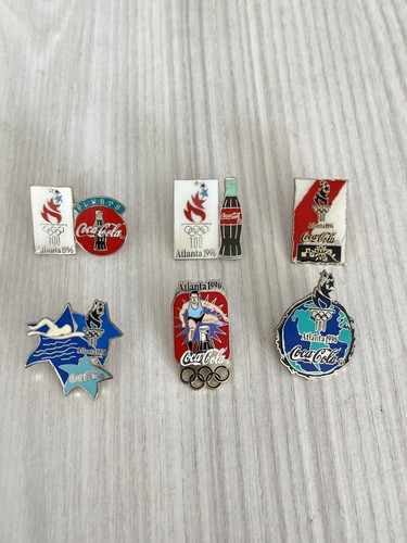 Coca cola pin - cola,
