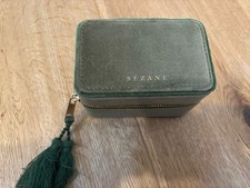 Schmuckkästchen+Sézane+Schmuckschatulle+Tasche+Shirt+Box+grün