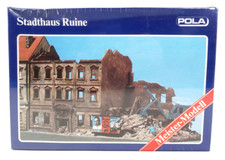 Pola H0 166 Bausatz Stadthaus Ruine mit Wiking Löffelbagger - Ungeöffnet ZY3622