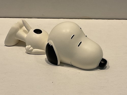 Snoopy peanuts ufs - peanuts,