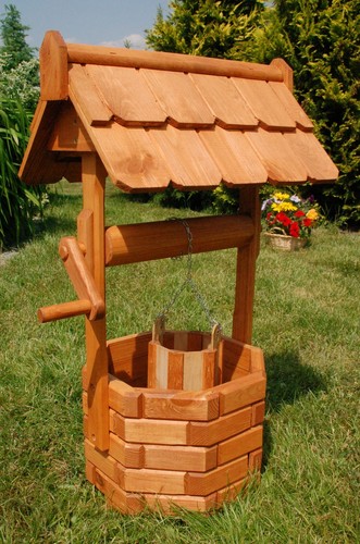 Zierbrunnen holzbrunnen - *,
