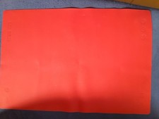 Tchibo Teigausroll-Silikonmatte, ca. 61,5 cm x 40 cm, rot und neuwertig