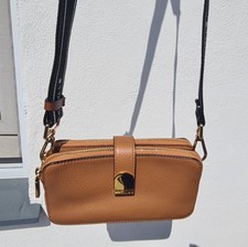 Kleine Coccinelle Tasche
