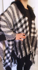 Damen Poncho, Cape, Umhang, Schultertuch, Schal mit Fellkragen, CARToQN, kariert