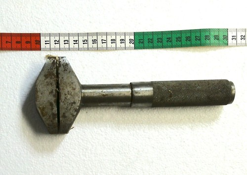 Verstellbarer