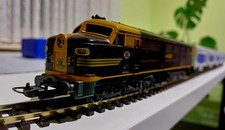 Lok Australien + 5 X Fosters