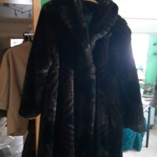 Kunstpelzmantel Alfredo Pauli 50/52 wie neu