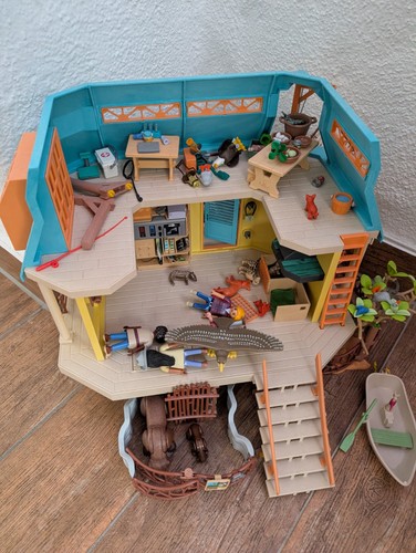 Playmobil