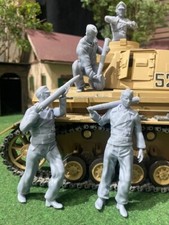 4 Figuren Panzerbesatzung Wehrmacht WW2 1:16  passend Heng Long Tamiya