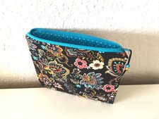 Flache Schminktasche Kosmetik XL schwarz mit Blumen 21,5x18 cm selbstgenäht
