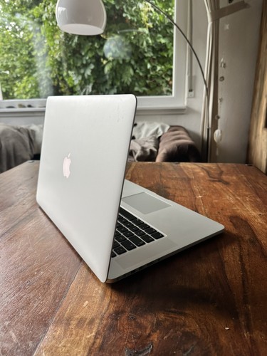 Apple macbook pro - pro, (2014)