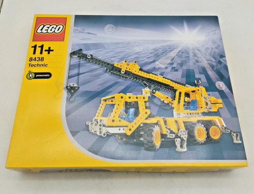 Lego 8438 pneumatic crane - lego,