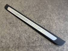 Einstiegsleiste vorne links