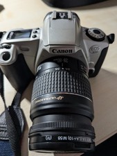 Canon EOS 300 +  Objektiv EF 28-80 mm, s. guter Zustand