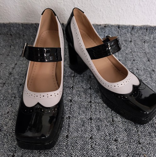 High heel pumps - high, retro