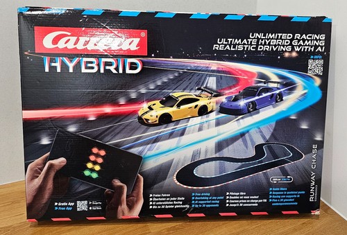 Carrera hybrid runway chase - hybrid,