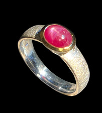 Sternrubin Ring in Silber mit teilvergoldeter Fassung