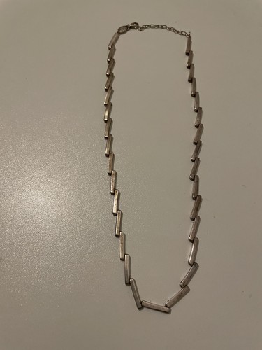 Halskette mit einem markanten