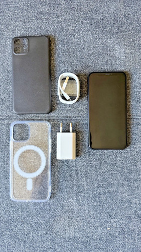 Apple iphone pro a2215 - apple,